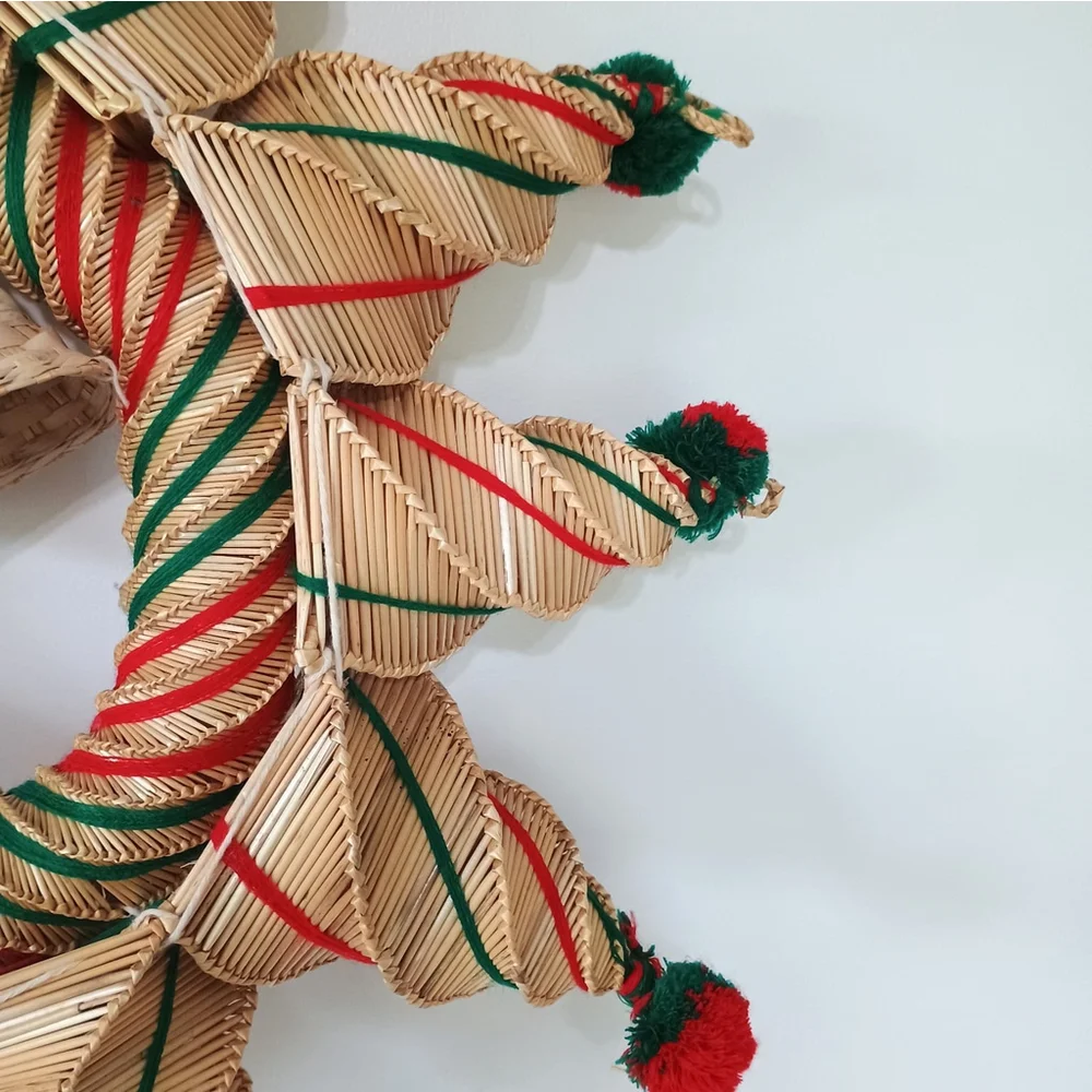 Vintage Holiday Scandinavian Swedish Woven Straw Star Christmas Wreath 21